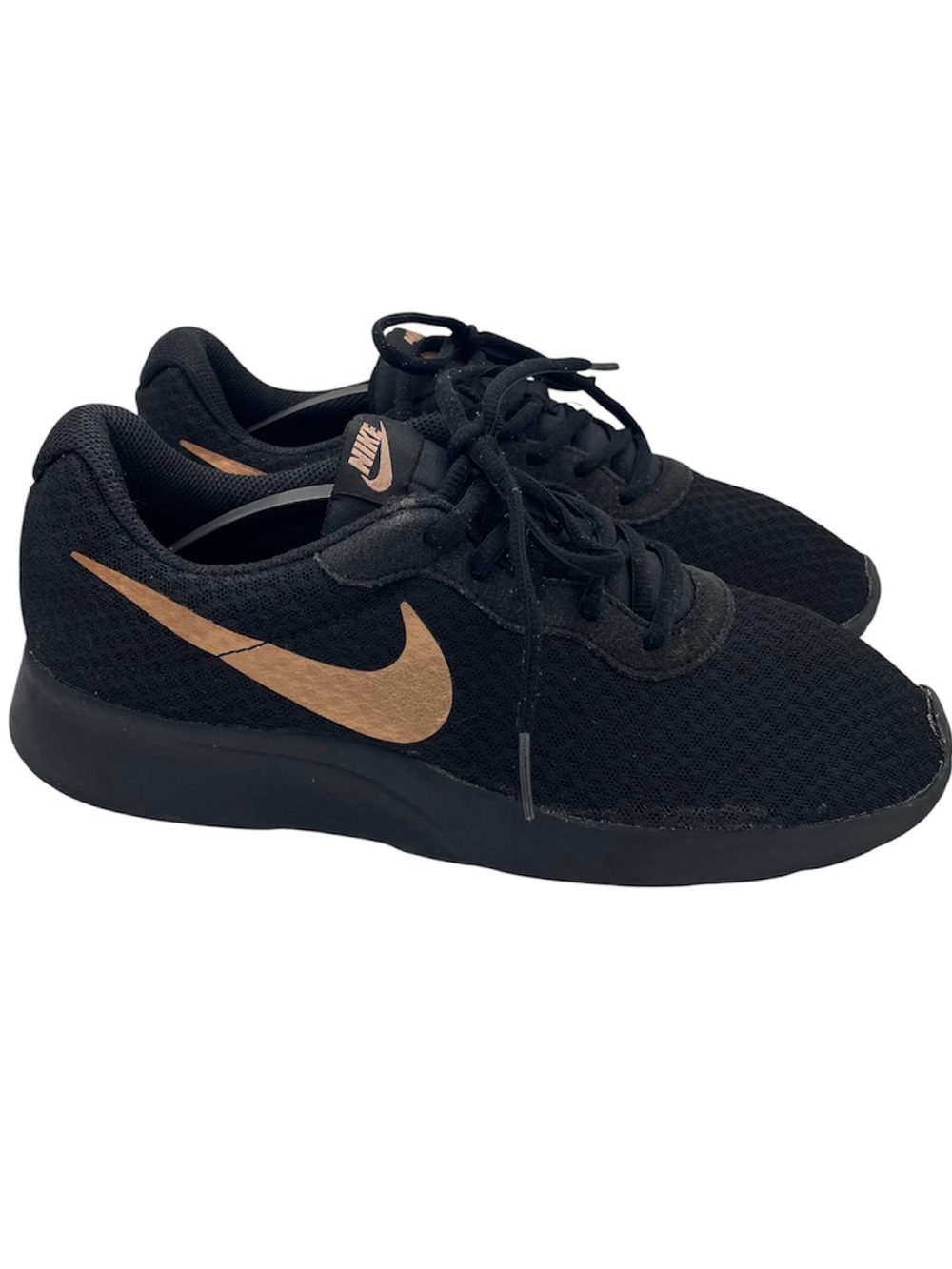 Nike Tajun casual comfy black sneakers women’s Size 9.5